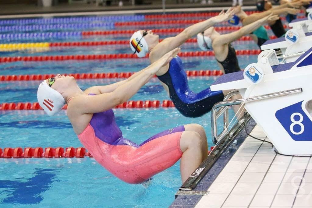 Rückenstart von Lena Grabowski