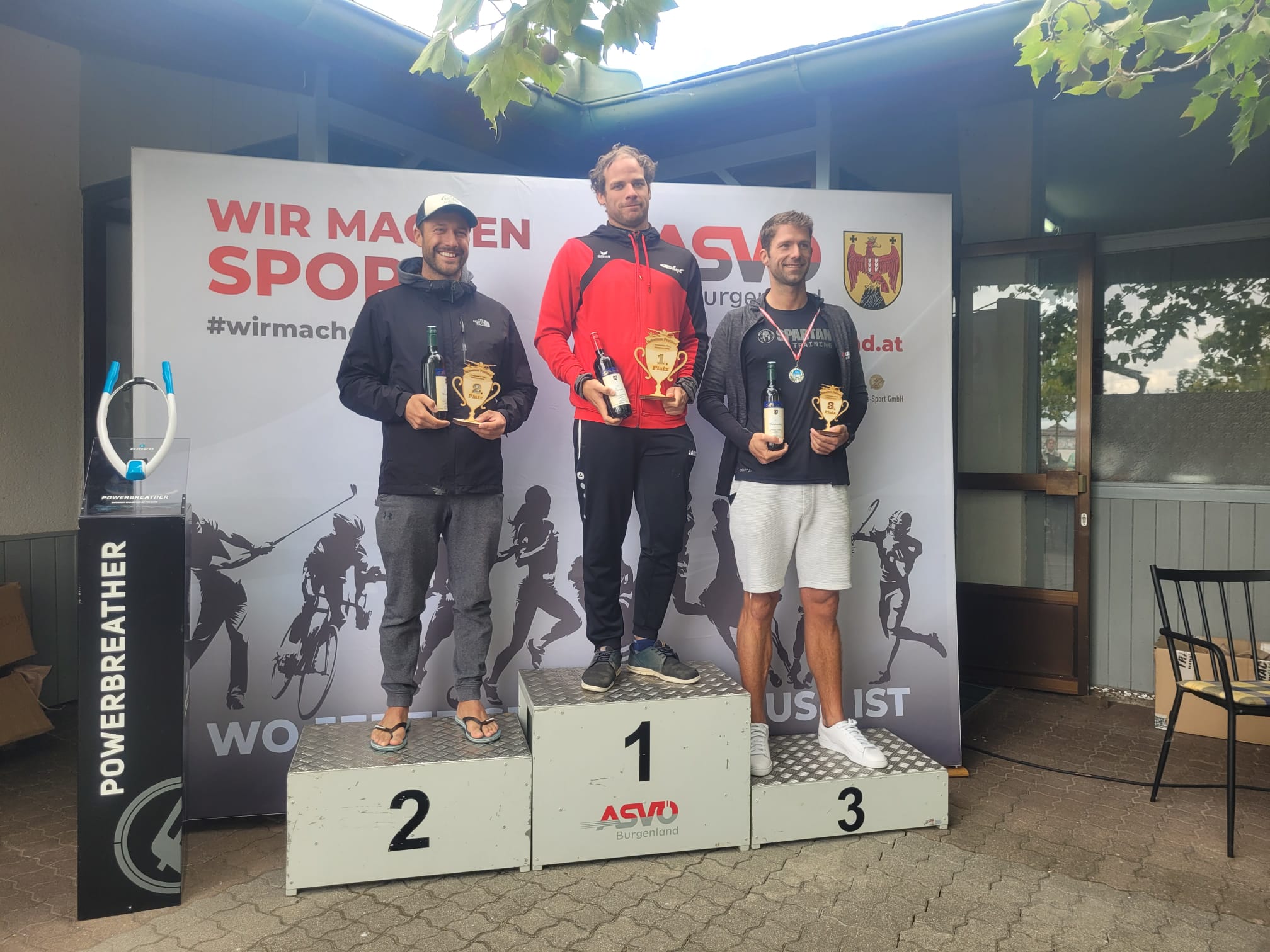 Patrick Oberroither am Siegespodest